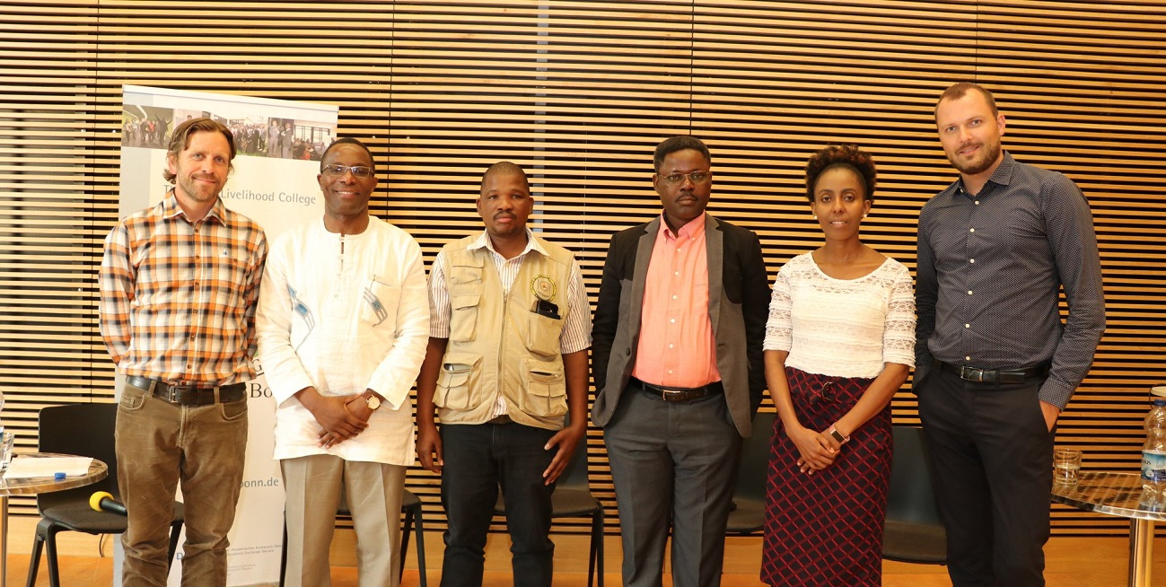 Laureate representatives discuss alternative development pathways in Africa